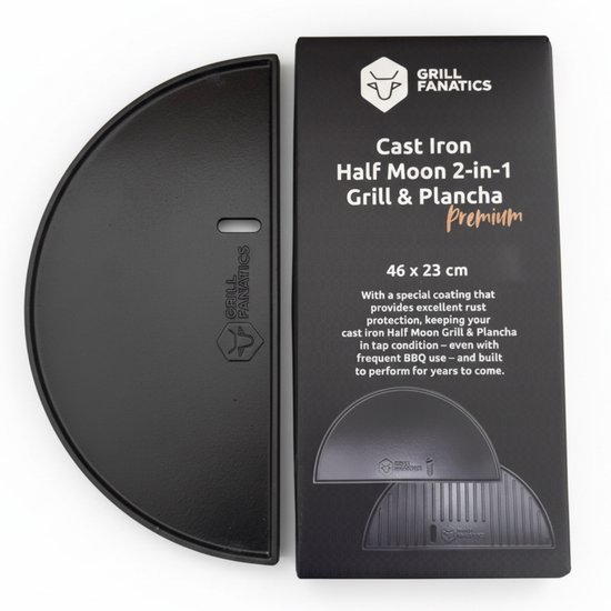 Gietijzeren halve maan grillplaat en plancha van Grill Fanatics, 46 x 23 cm, met logo.