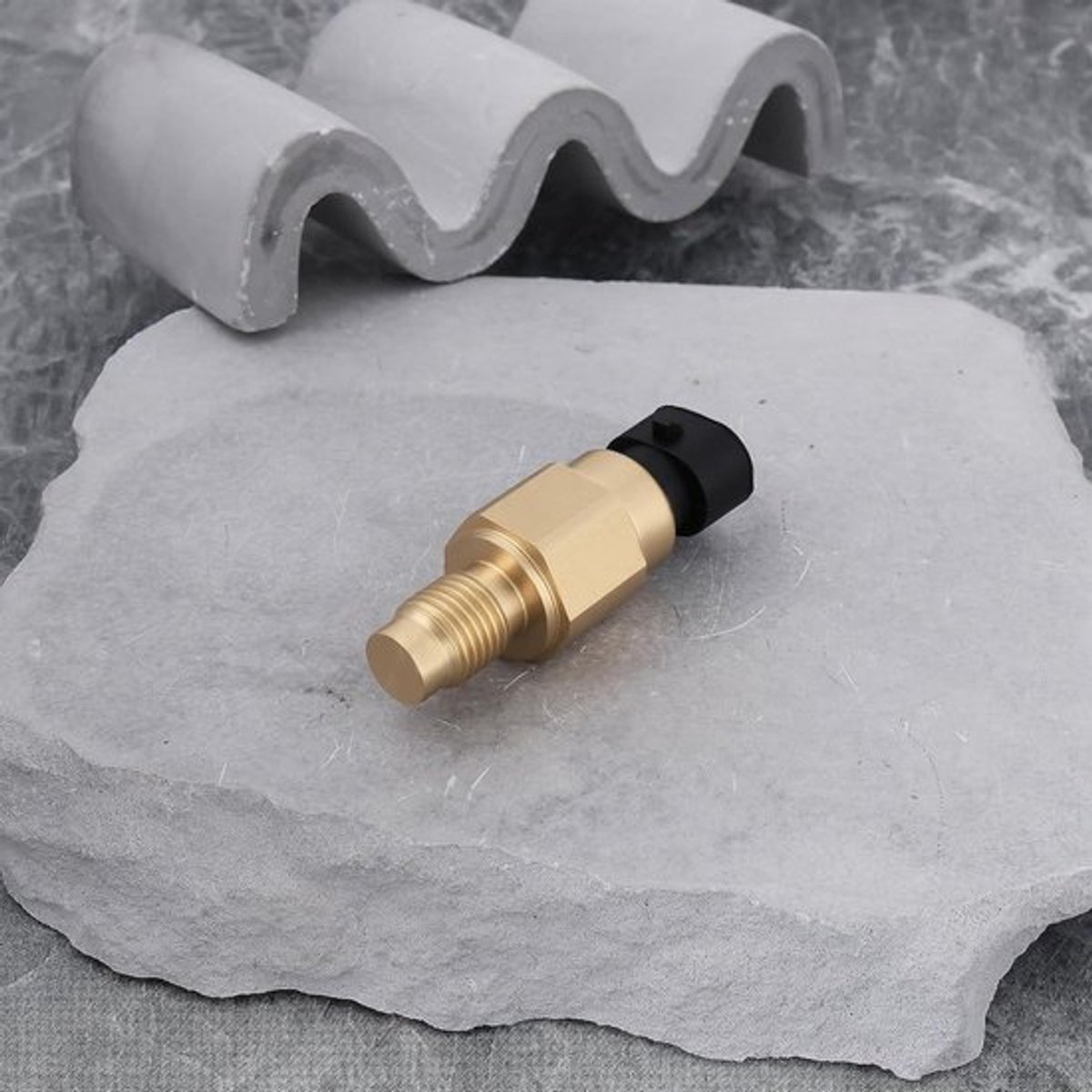 Temperatuursensor voor Harley-Davidson Big Twin - Vervangingsdeel - Compatibel - Zwart - Motorfiets - Geschikt voor - Model - 2-pins temperatuursensor vervangingsdeel - Compatibel met Harley-Davidson Big Twin 1999-2017.