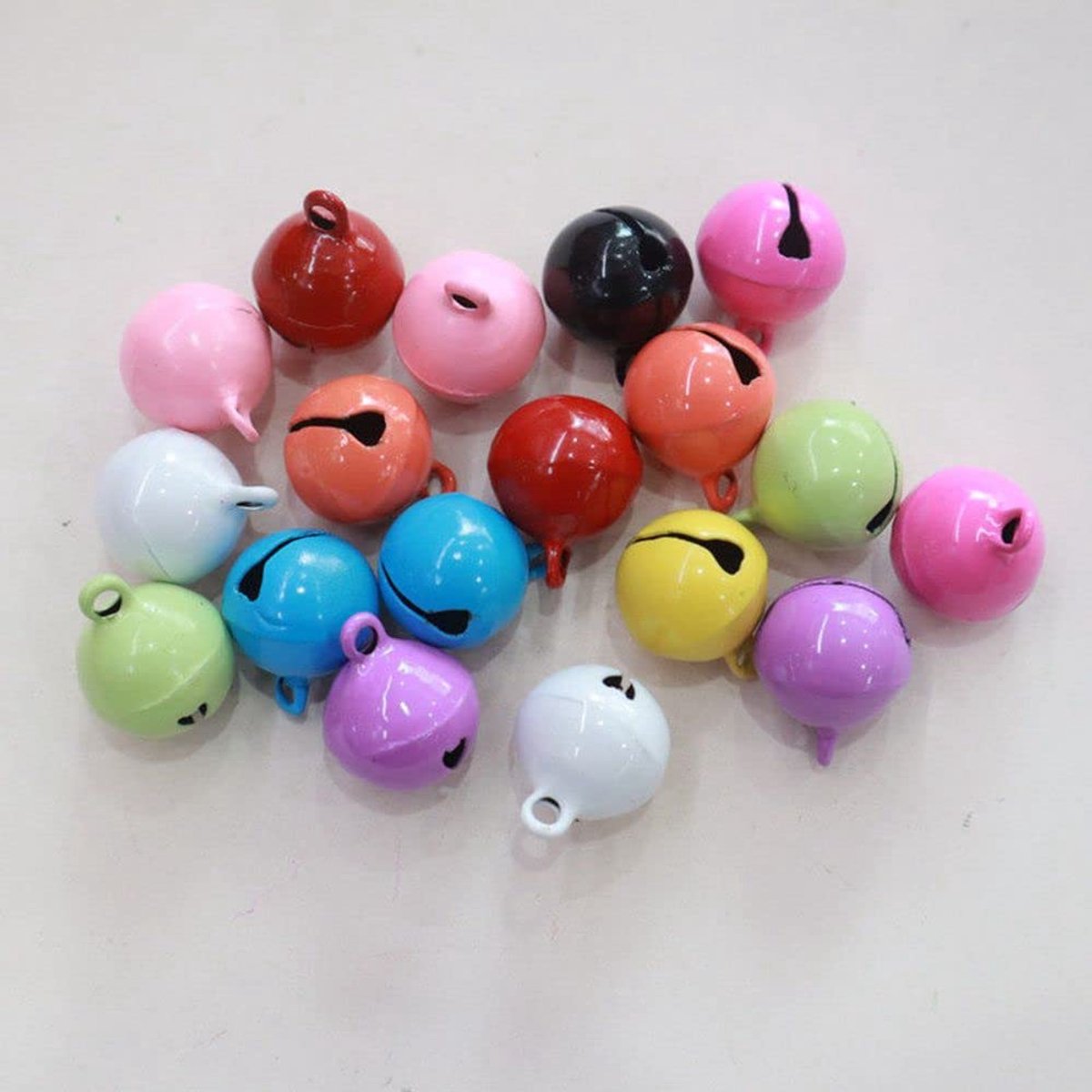 Belletjes, klemmen, belletjes, 14 mm, 50 stuks, klokken om te knutselen, belletjes, klemmen voor kerstdecoratie, sieraden, kattenbelletjes, honden, halsketting, accessoires