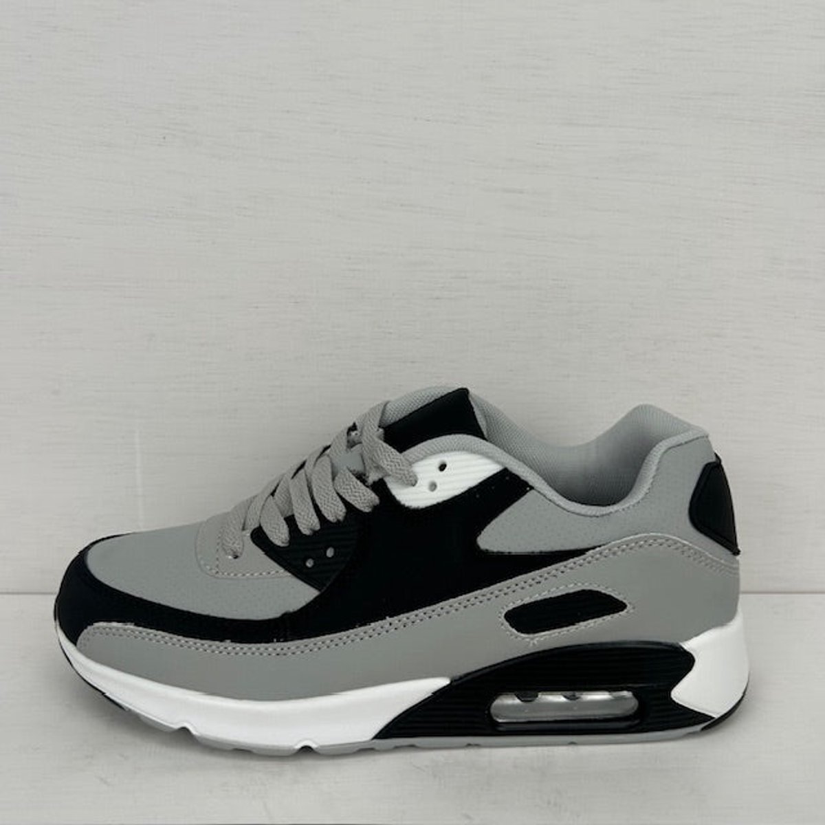 Air sneakers grijs zwart wit (maat 36 t/m 45) Grijs / 38