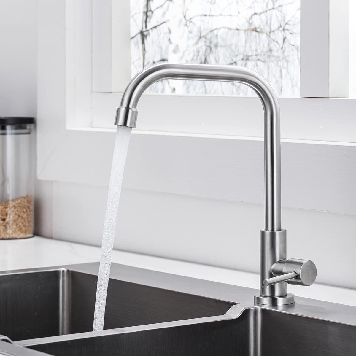 Dailygoods- Koudwaterkraan 360° Draaibaar - Keukenkraan met Enkele Handgreep - Roestvrij S