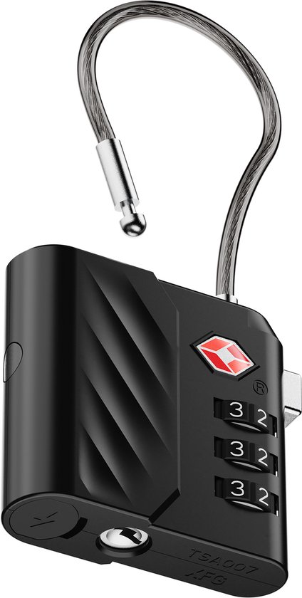 Zwart Xtorm TSA-combinatieslot met kabel, met de cijfercombinatie 323 ingesteld. De tekst 'TSA007 XFG' is zichtbaar.