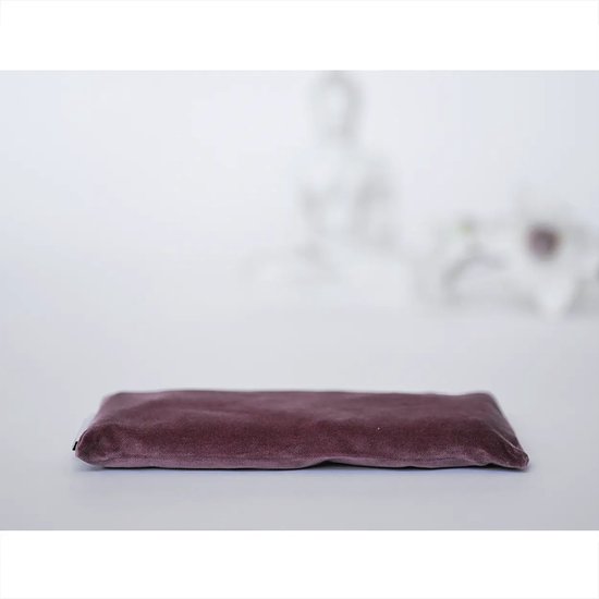Love Generation - Fluwelen Oogkussen - Wild Plum — afbeelding 2