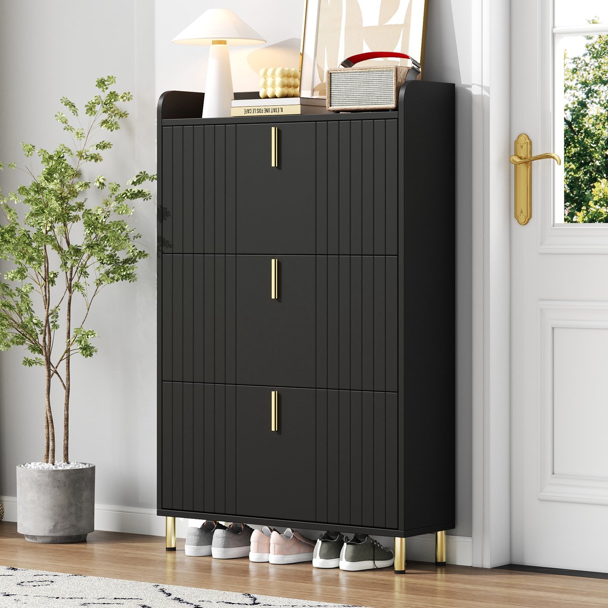 Schoenenkast met 3 kleppen - 80 x 23,5 x 123,5 cm zwart - 6 opbergvakken en verstelbare planken - anti-kantelbeveiliging - smal ontwerp met gouden metallic poten en handgreep