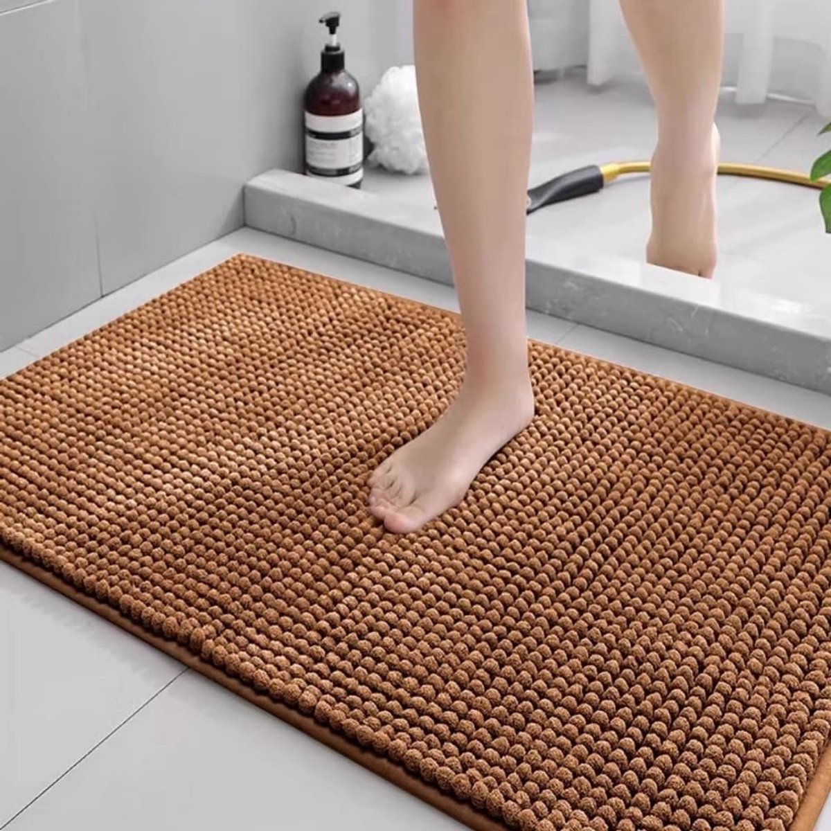 Badmat, Antislip Badkamermat, Absorberend Badkamer Kleed, Zacht Douchemat, Sneldrogende en Machinewasbaar Voor de Badkamer, Douche, Bad of als WC Mat(Bruin,60X90cm)