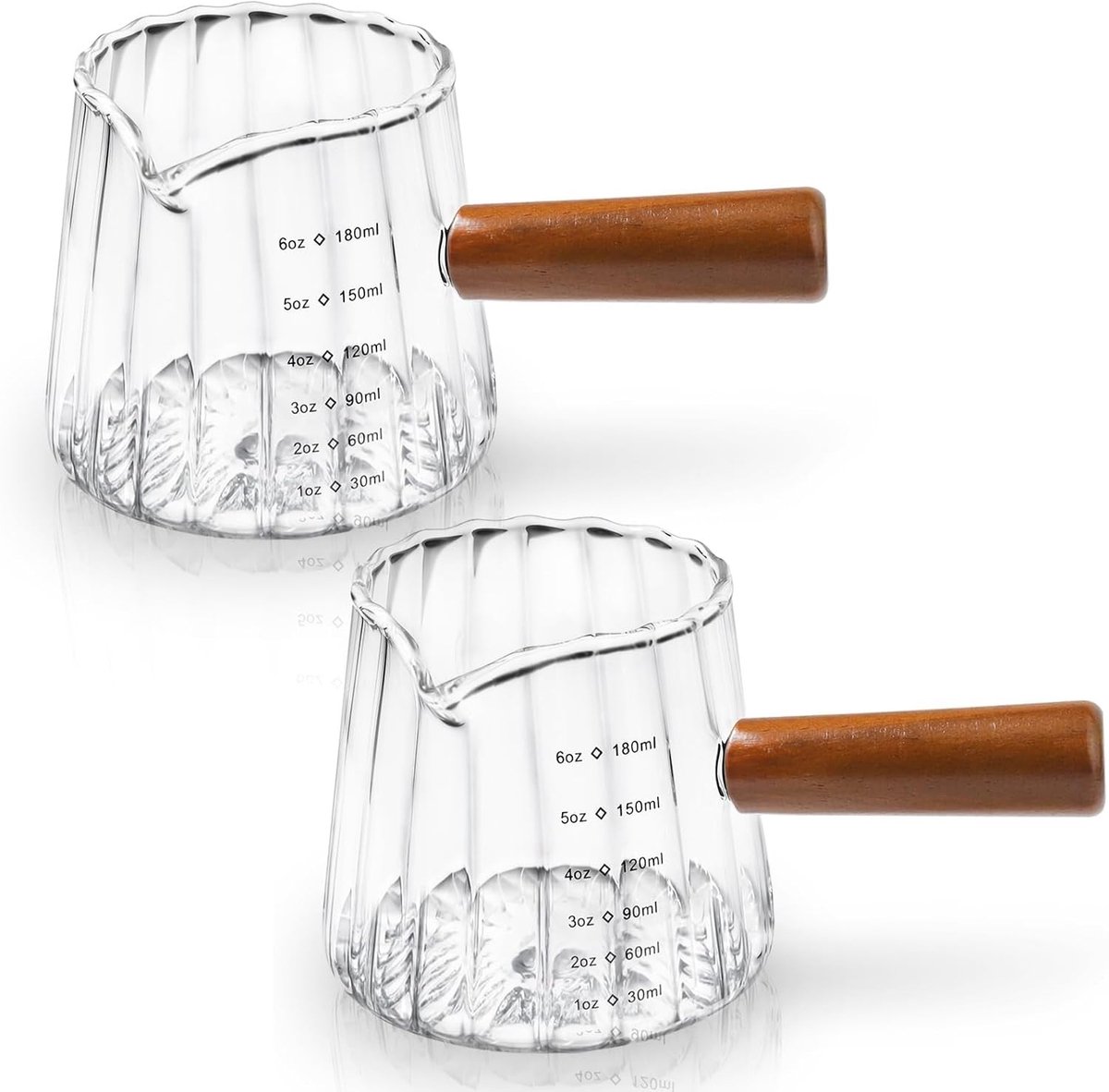 Elegante hittebestendige glazen espresso kopjes van 180 ml met houten handvat en schenktuit, perfect voor koffie, melk en thee in keuken en bar