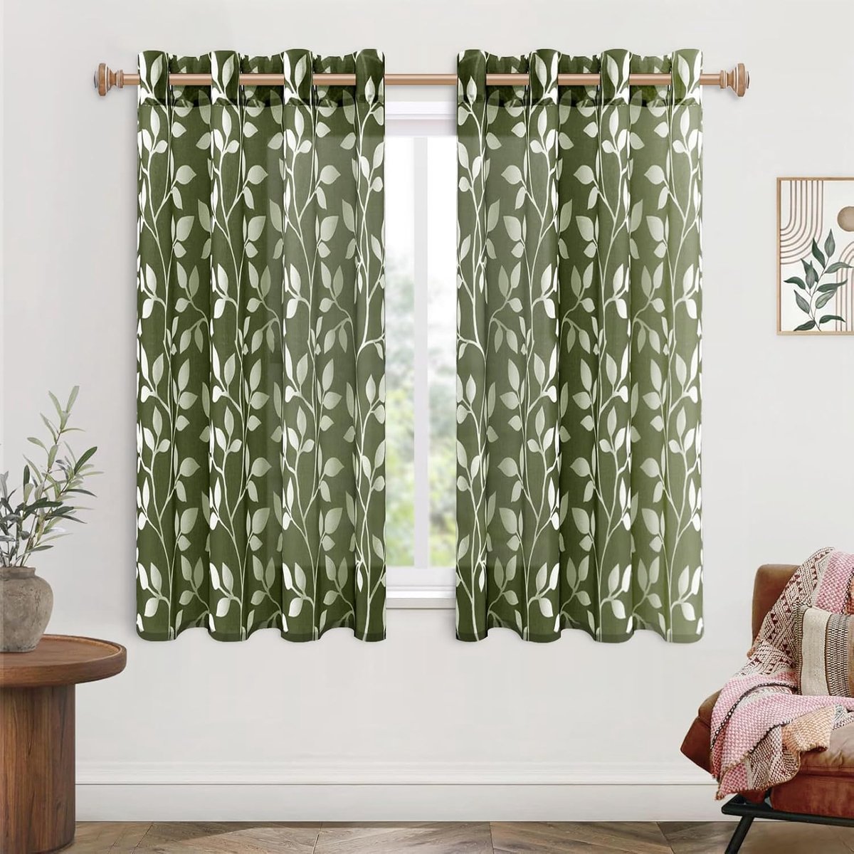 Gordijnen met ingestanste ringen, transparant, voor woonkamer, modern, kort, raam, set van 2, 160 cm lang, 140 cm breed, olijfgroen met witte bladerprint, patroon, voor slaapkamer, kinderkamer