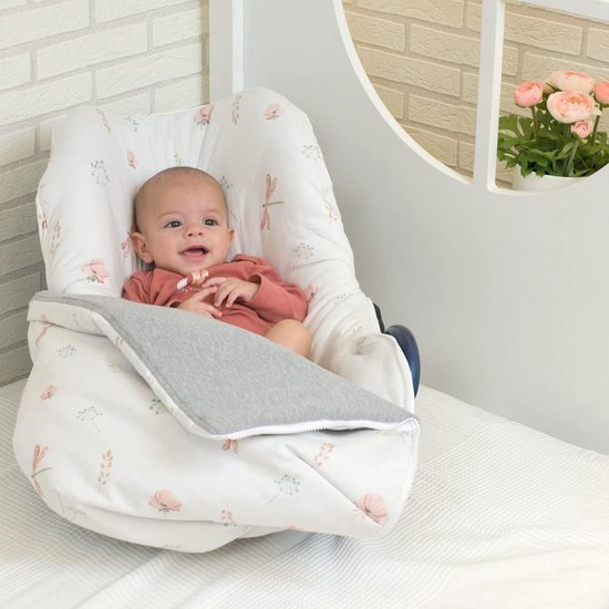 Baby voetenzak en deken voor autostoel vlinder design van Merkloos — afbeelding 2