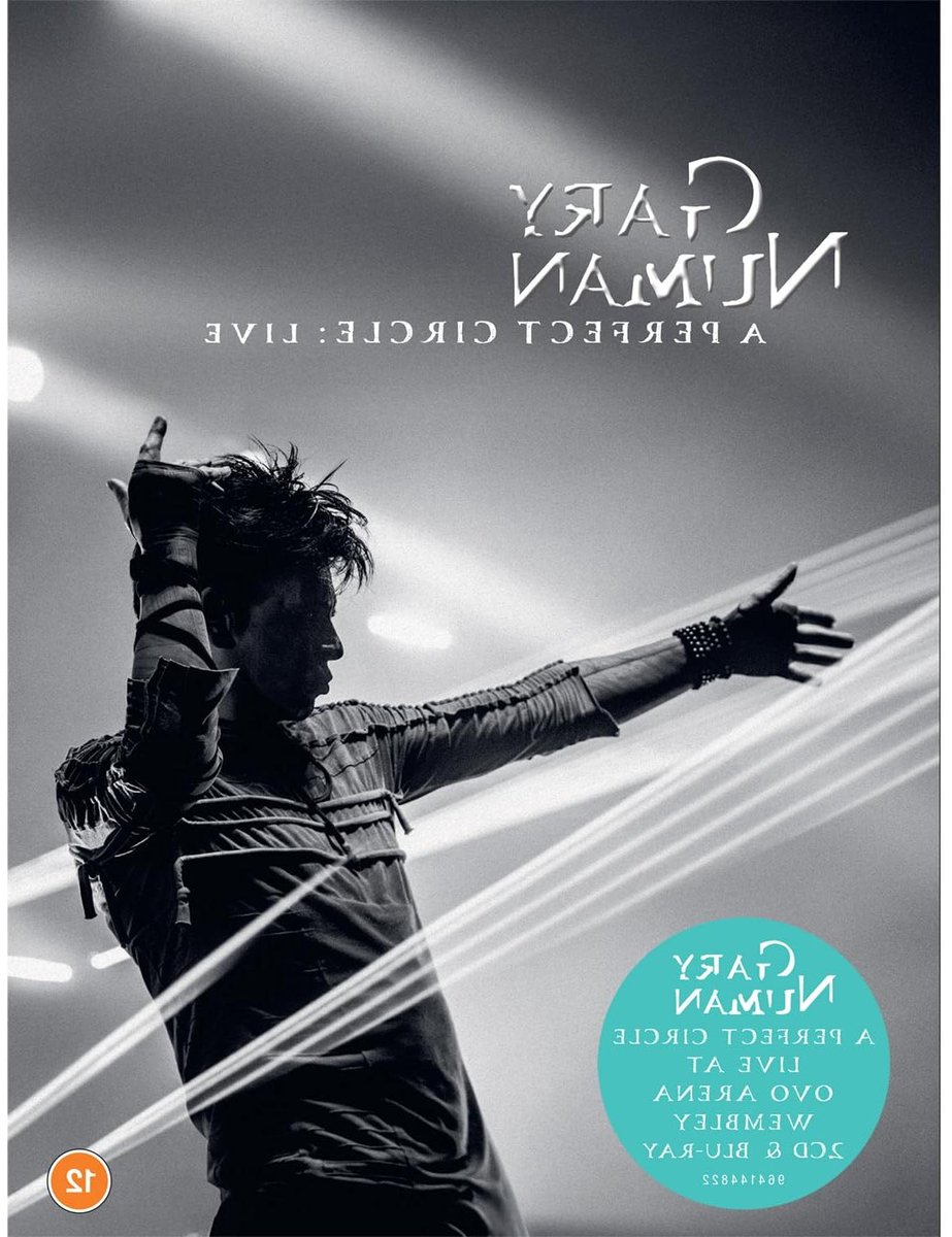 Live Concert Blu-ray - Muziekshow DVD - Muziek Ervaren - OVO Arena Wembley - 19.5 x 14 x 0.9 cm