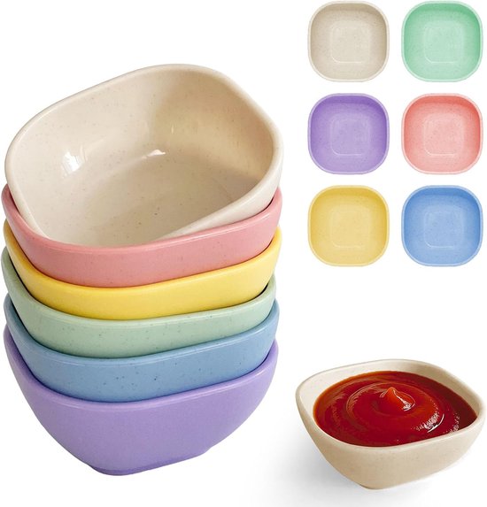 Une pile de coupelles colorées et un gros plan d'une coupelle de ketchup, avec dans l'encart six coupelles colorées.