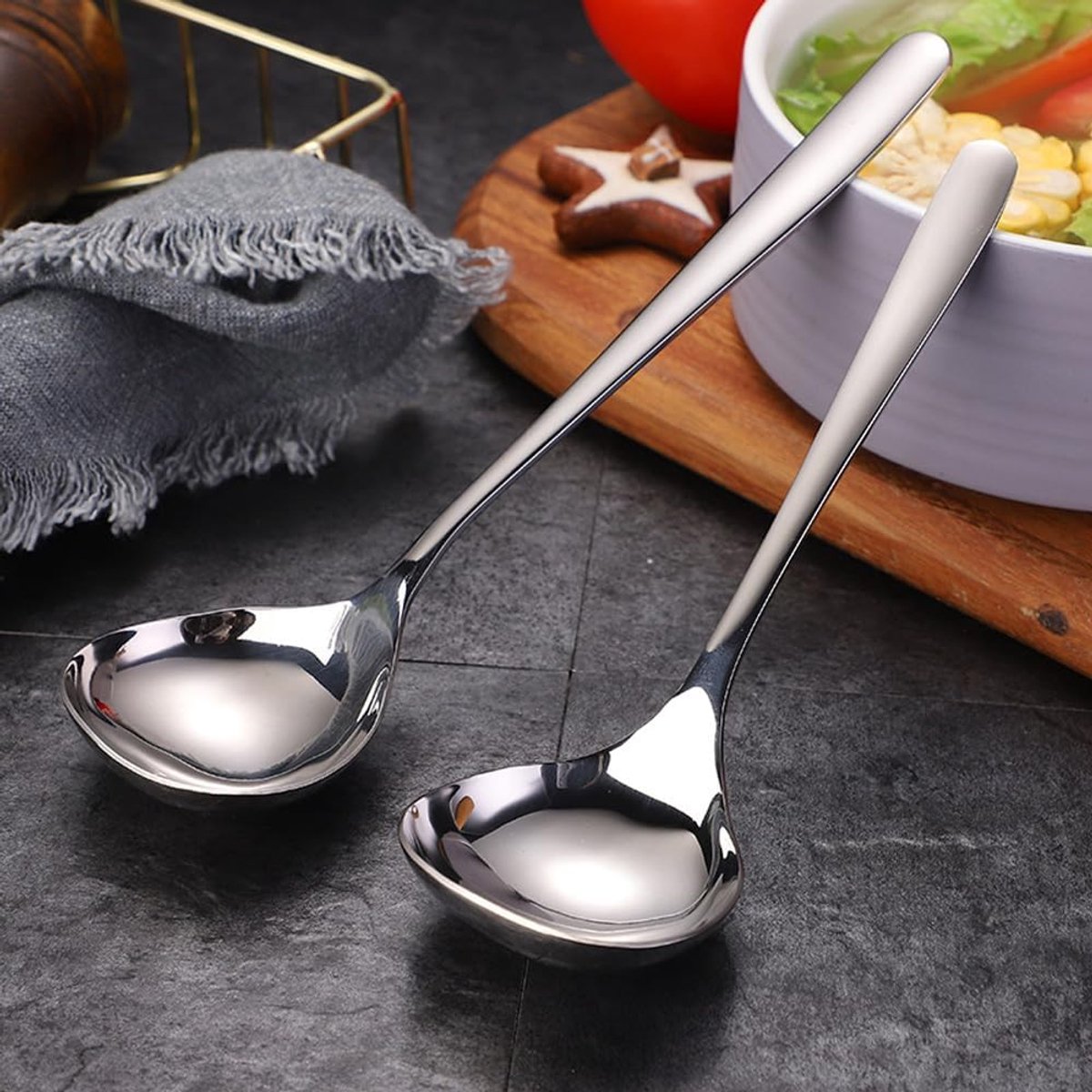 SnelShoppen - 2 Stuks RVS Soep- en Sauslepels - Vaatwasserbestendig, Duurzaam en Hygienisch - Ideaal voor Keuken, Restaurant en Hotel - 19,2 cm & 17,2