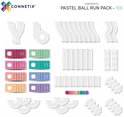 Connetix Pastel Ball Run Pack: diverse witte buizen, bochten en pastelkleurige verbindingsstukken.