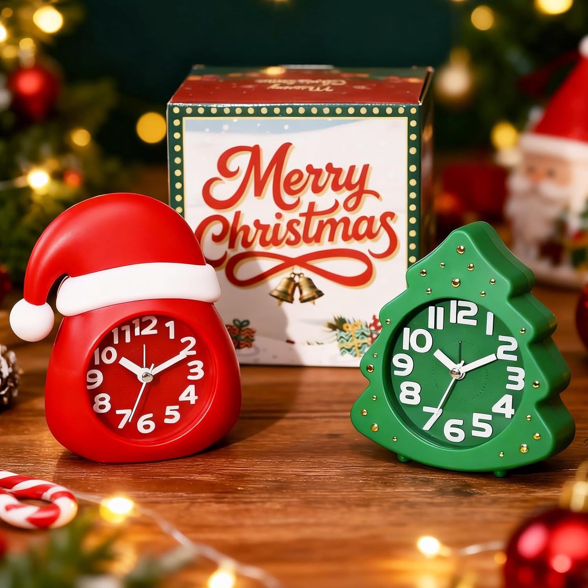 Kerstwekker, set van 2, kerstmuts en kerstboom, tafelklokken, stil, niet-tikkend, batterij-aangedreven bureauklokken voor kinderslaapkamer, woonkamer of feestelijke woondecoratie