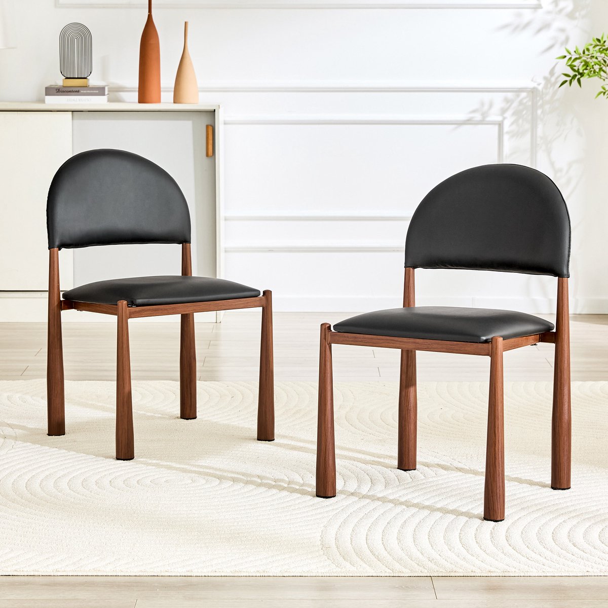 Eetkamerstoel Set Van 2 80 Cm Hoog - Halfronde Gevoerde Rugleuning En Comfortabele Zitting - Voor Eetkamer En Keuken - Metaal En PU Leer - Zwart