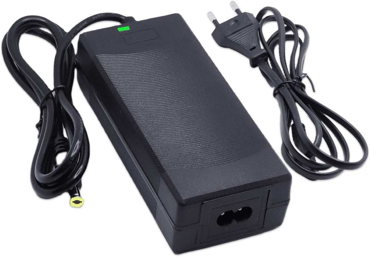 Scooter lader 25.2V 1A - 5.5mm plug - Veilig en compatibel - Ideaal voor Ninebot Zing - ShopVlot