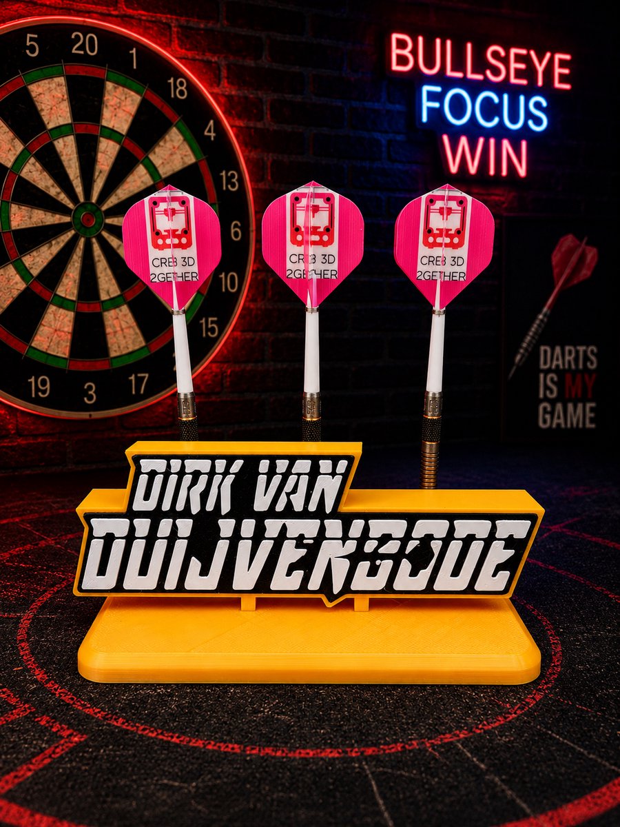 Dartshouder dartpijlen Dirk Van Duivenbode