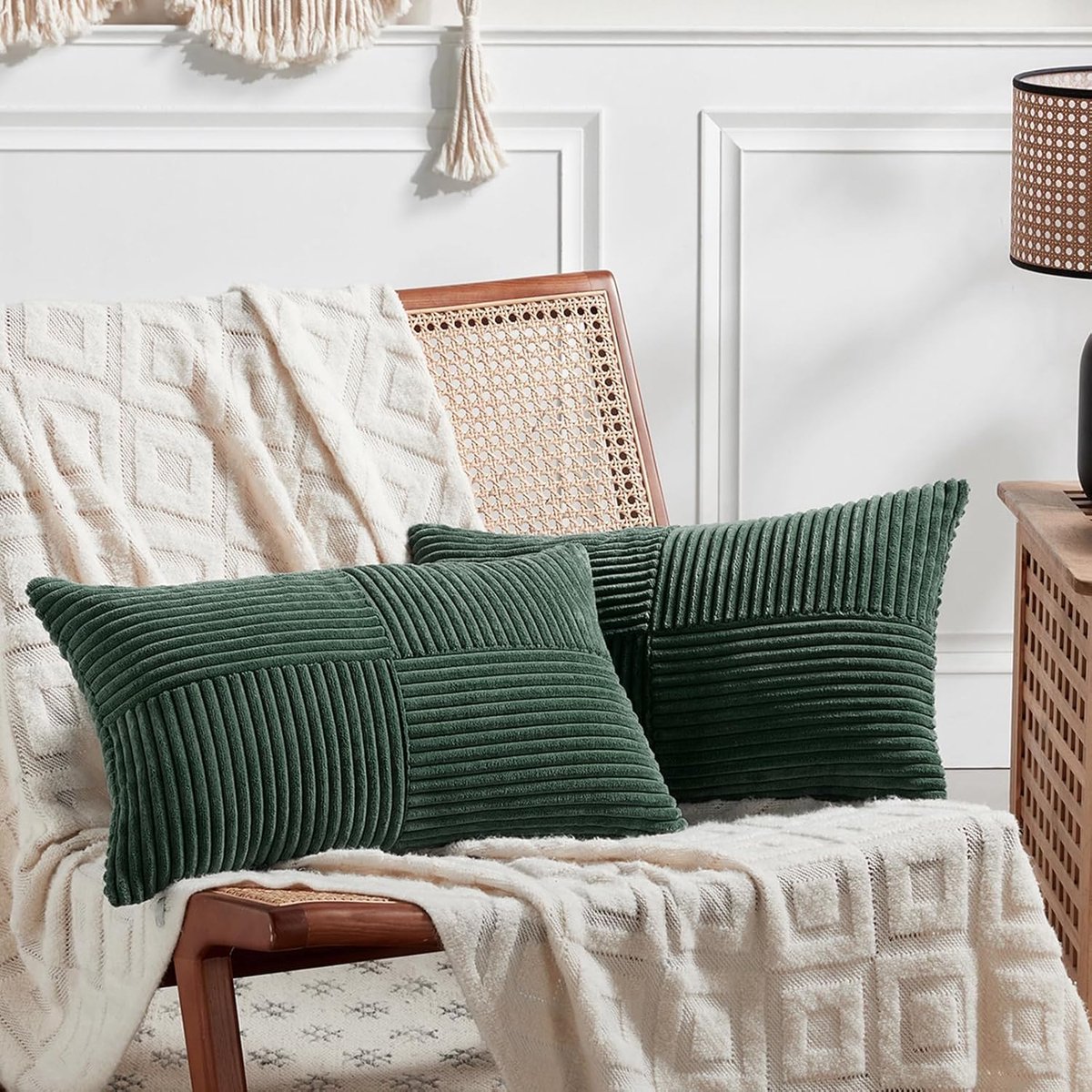 SnelShoppen - Set van 2 Donkergroene Corduroy Kussenhoezen 40 x 60 cm, Zachte Decoratieve Kussens, Sofa Kussens, Boho Kussen voor Woonkamer, Slaapkame