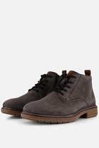 Grijze suède veterboots van Rieker met veters en een ritssluiting.
