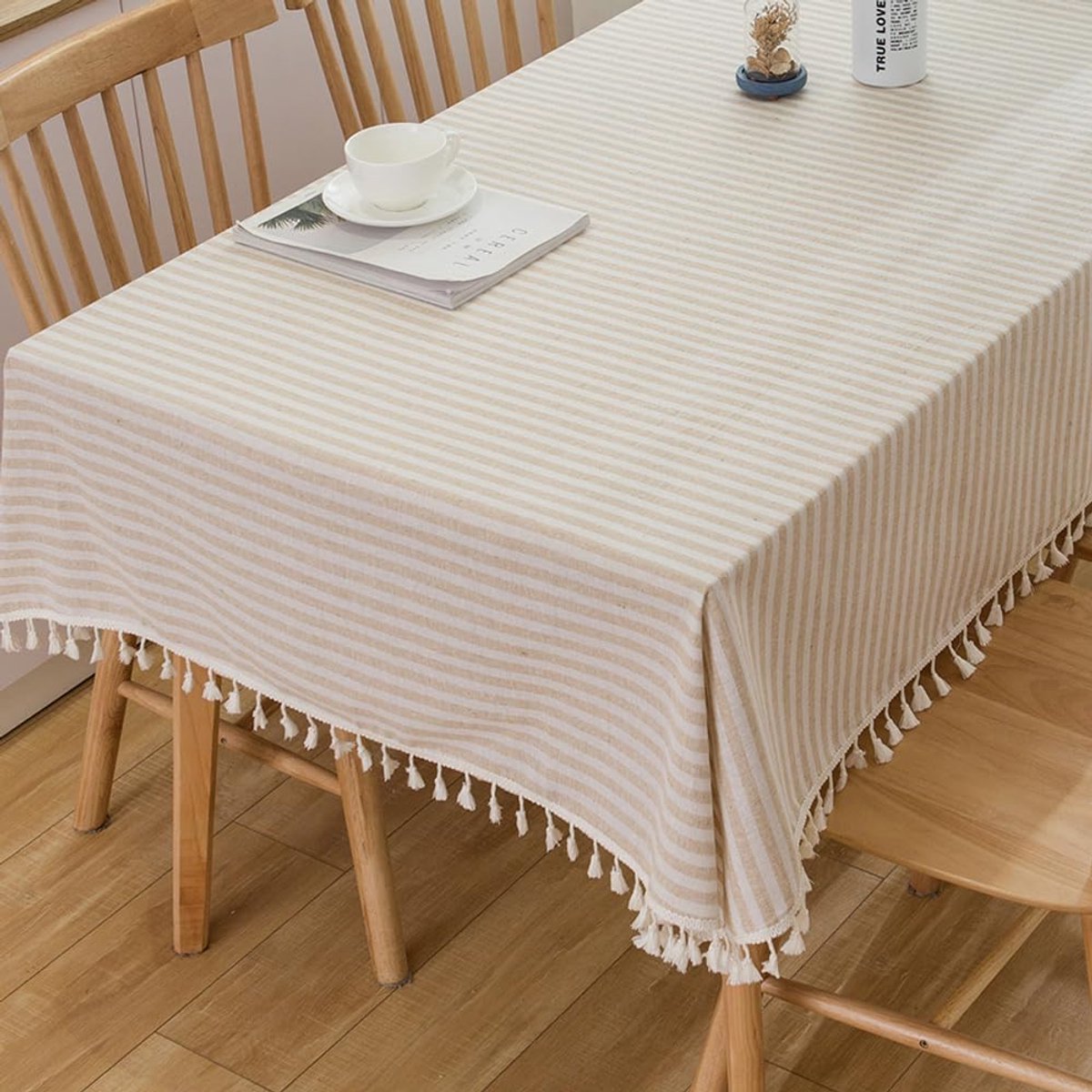 Famanu – Afwasbare linnen tafelkleden, vierkant 180 cm, beige, perfect voor feestjes, verjaardagen en tuinactiviteiten