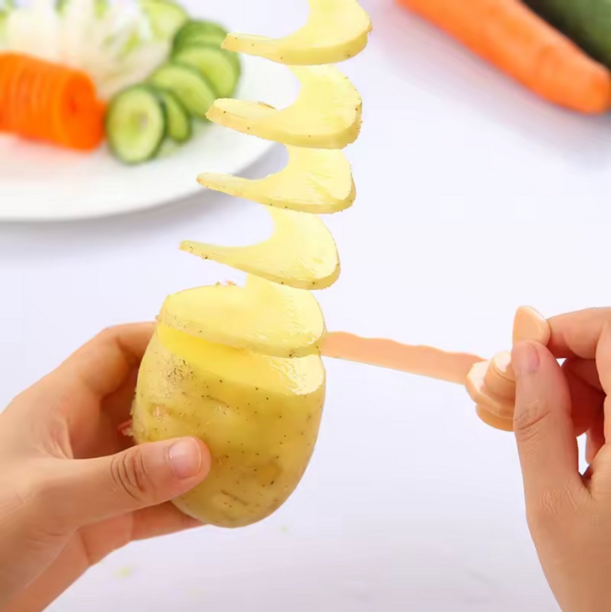 New Age Devi - Groente Twister - De ultieme Aardappel Spiraalsnijder en Chips Maker - Stijlvolle gerechten met komkommer, aardappel en meer!