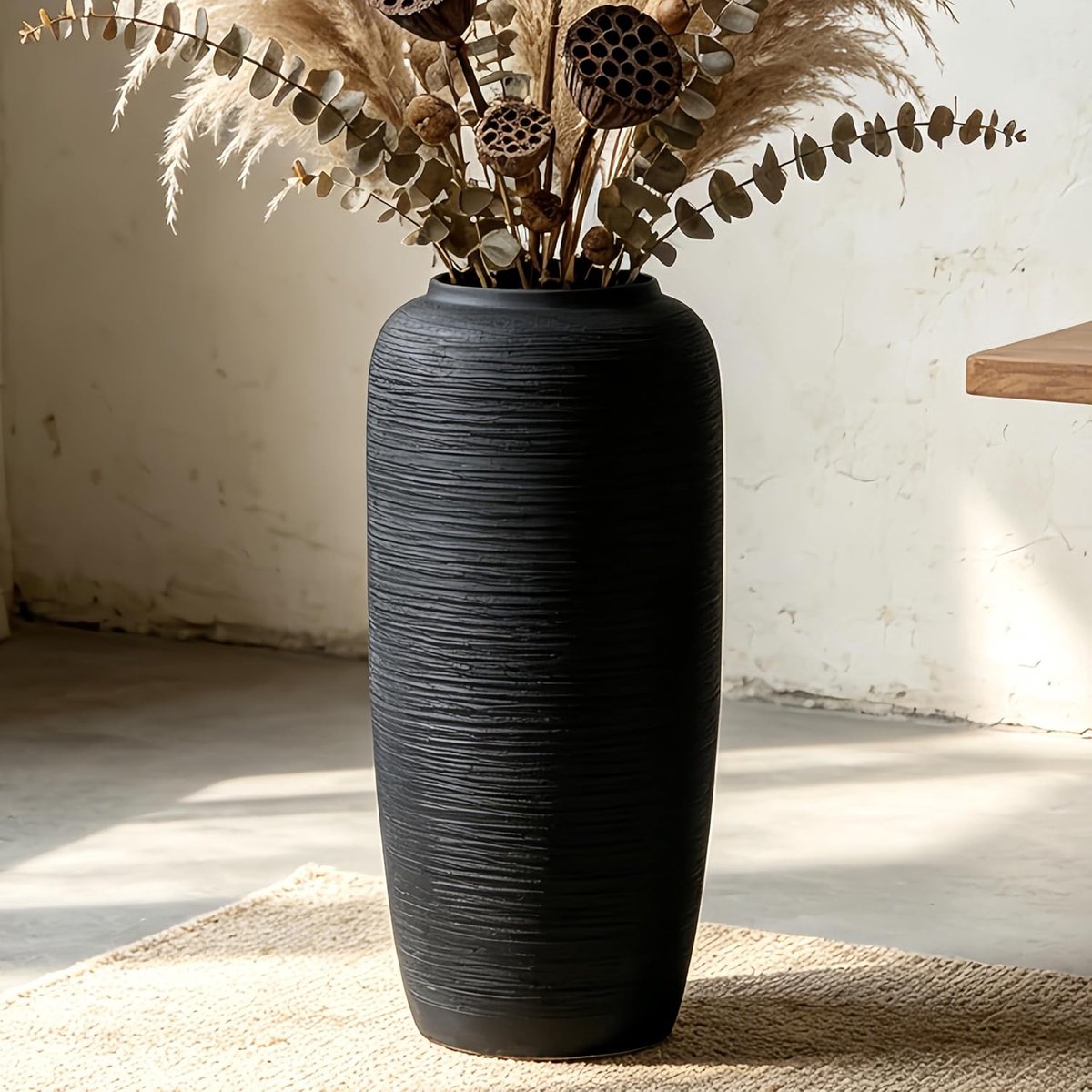 SnelShoppen - Grote Zwarte Rustieke Keramische Vloervaas 40 cm - Vintage Boho Vaas voor Woondecoratie - Getextureerde Terracotta Vaas voor Woonkamer,