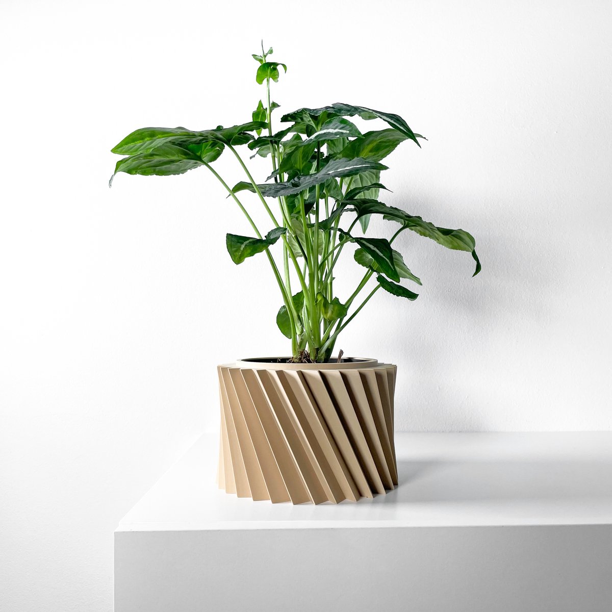 Skushy Wiron Bloempot - Moderne Designpot voor Kamerplanten - Sculpturale Plantenpot voor Woonkamer en Kantoor - Premium Woondecoratie