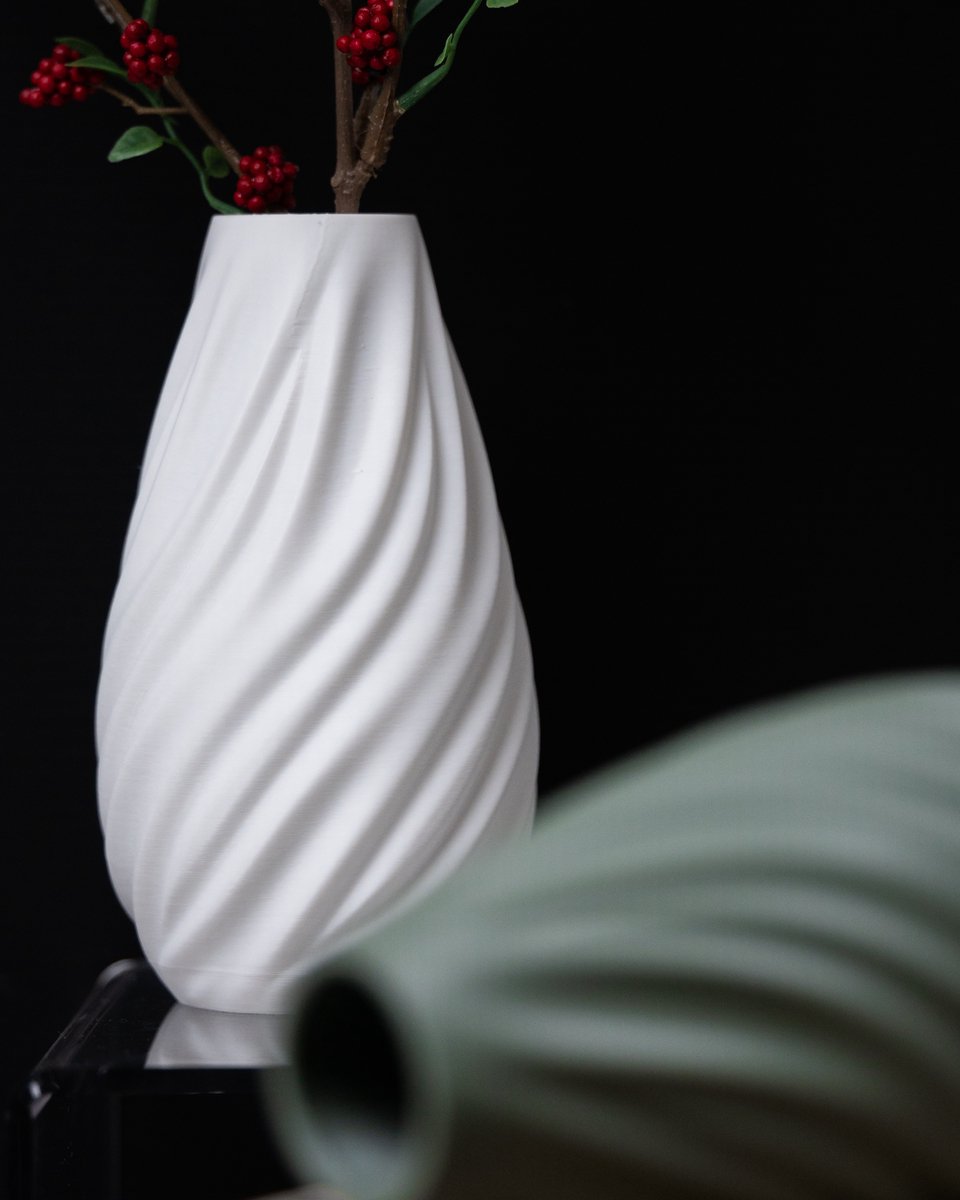 Skushy Vaas Waves 01 - Geschikt voor Bouwbloemen - Japandi Designvaas voor Droogbloemen en Kunstbloemen - Sculpturale Decoratieve Vaas - Moderne Woondecoratie