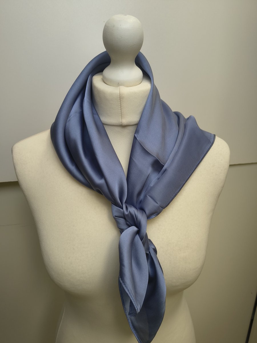 Vierkante dames sjaal Hildegard-effen jeans blauw-uni-neksjaal-halssjaal-70x70