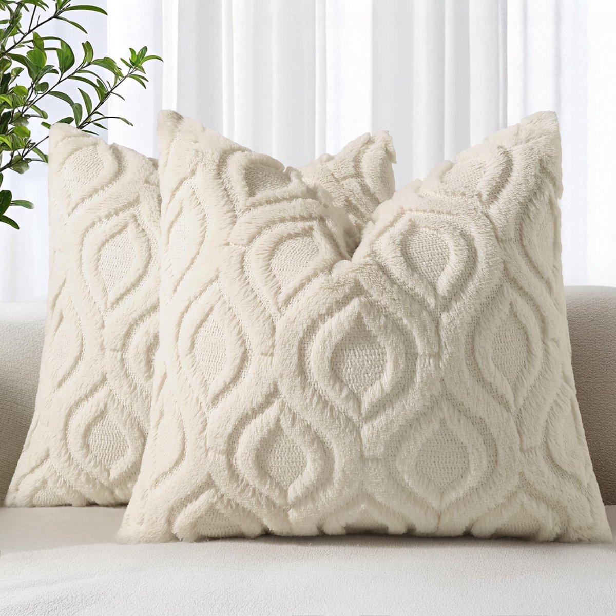 Elzusha - Set van 2 Faux Fur Kussenhoezen 50 x 50 cm in Beige