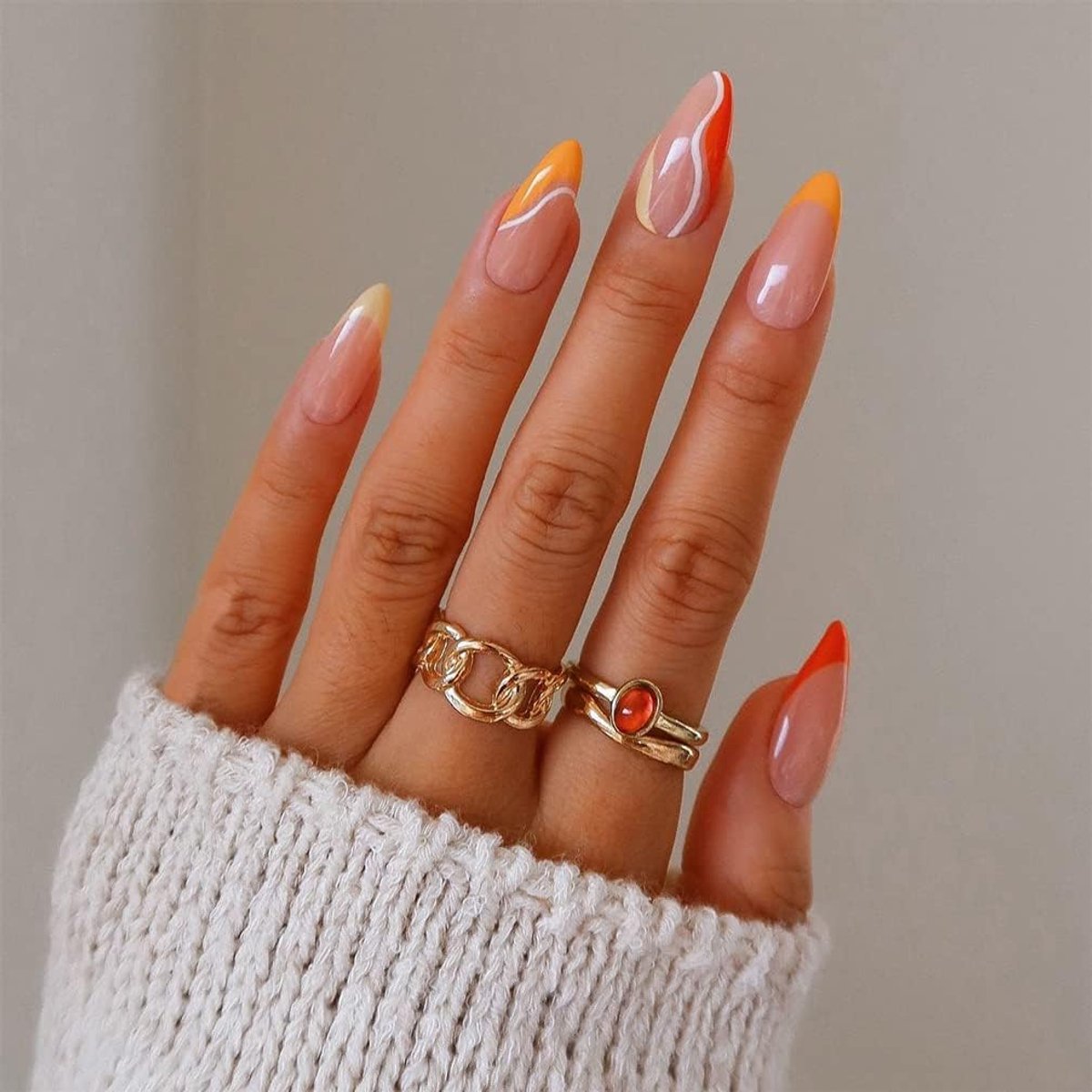 Amandel Franse Valse Nagels Wave Line Stiletto Stick op Nagels Abstract Oranje Nep Nagels 24Pcs Acryl Art Druk op Nail Tips voor Vrouwen en Meisjes