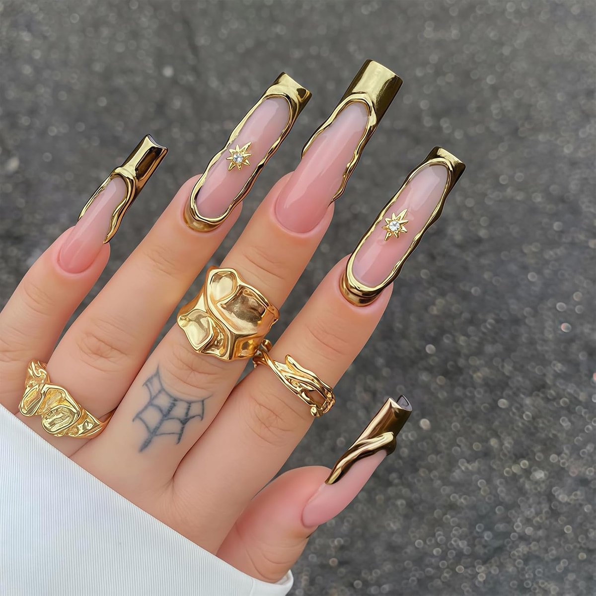24 stuks lange vierkante press-on nagels goud 3D textuur Y2K ster kunstnagels handgemaakte lange acryl nagels full cover voor feesten, Valentijnsdag en DIY manic