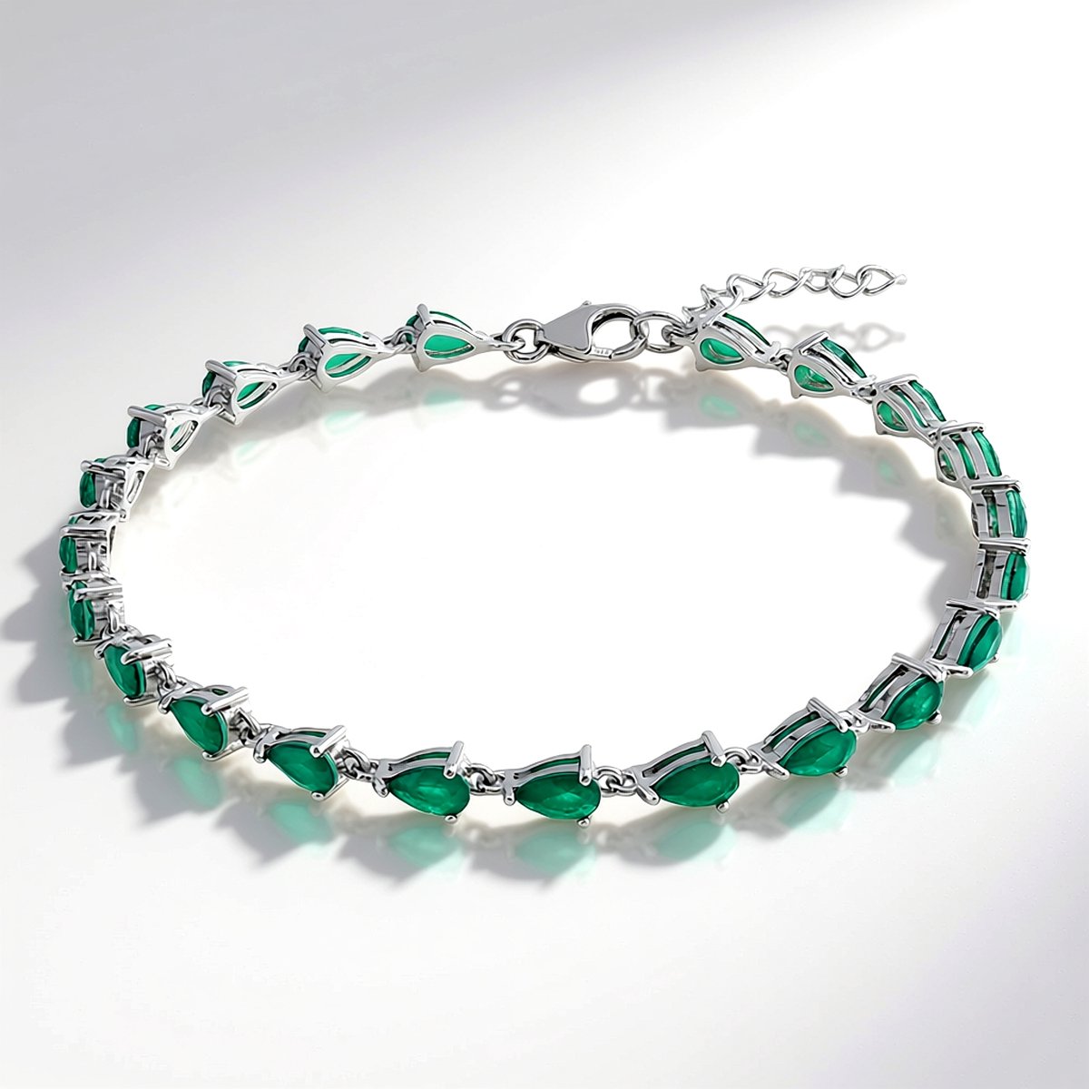 Cavill - Zilveren Armband - 925 Sterling Zilver - 3,564 ct Groene Kwarts Kristallen - Peervormige Edelstenen, Verstelbaar, Elegant & Stijlvol