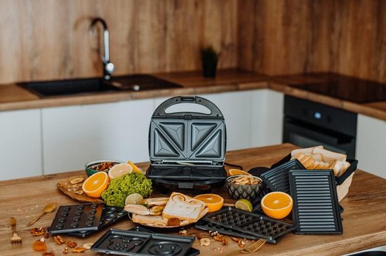 5-in-1 Keukenapparaat - Tosti en Wafelijzer - Snelle Snacks Maken - Vijf Verwisselbare Platen - 800 Watt - Zwart Zilver — afbeelding 5