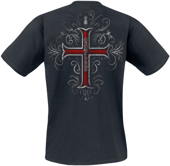 Zwarte T-shirt met een rode Tempelierskruis op de achterkant met ornamenten.