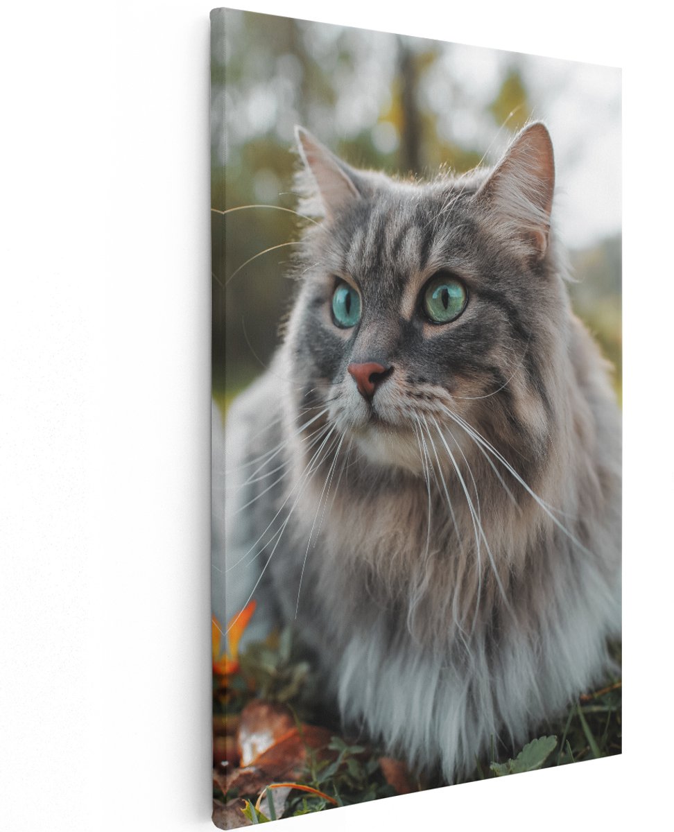 Artaza Canvas Schilderij Kat Met Groene Ogen Op Het Gras - 120x180 cm - Groot - Wanddecoratie Woonkamer - Schilderijen - Muurdecoratie