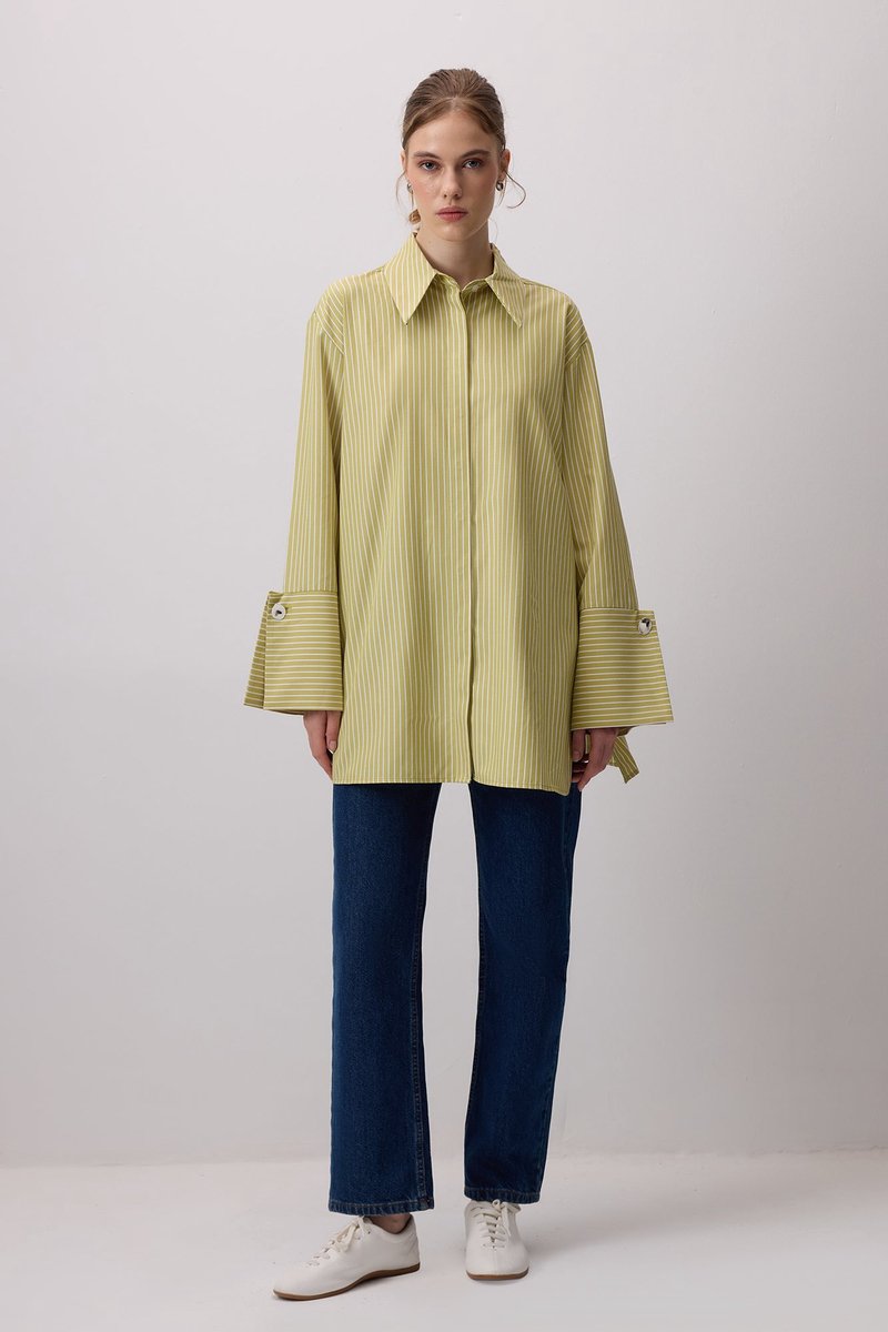 Touché Privé - Gestreepte blouse met brede manchetten - Lime - Dames