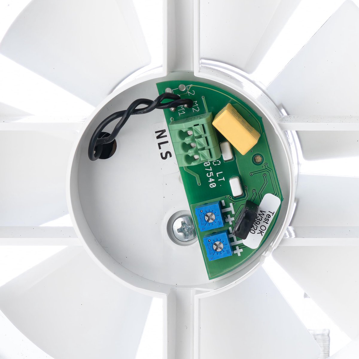 SnelShoppen - Ø 100 mm Badventilator met Vochtsensor en Instelbare Nalooptijd - Witte Voorkant voor Efficiënte Ventilatie - Ideaal voor Badkamer, Keuk