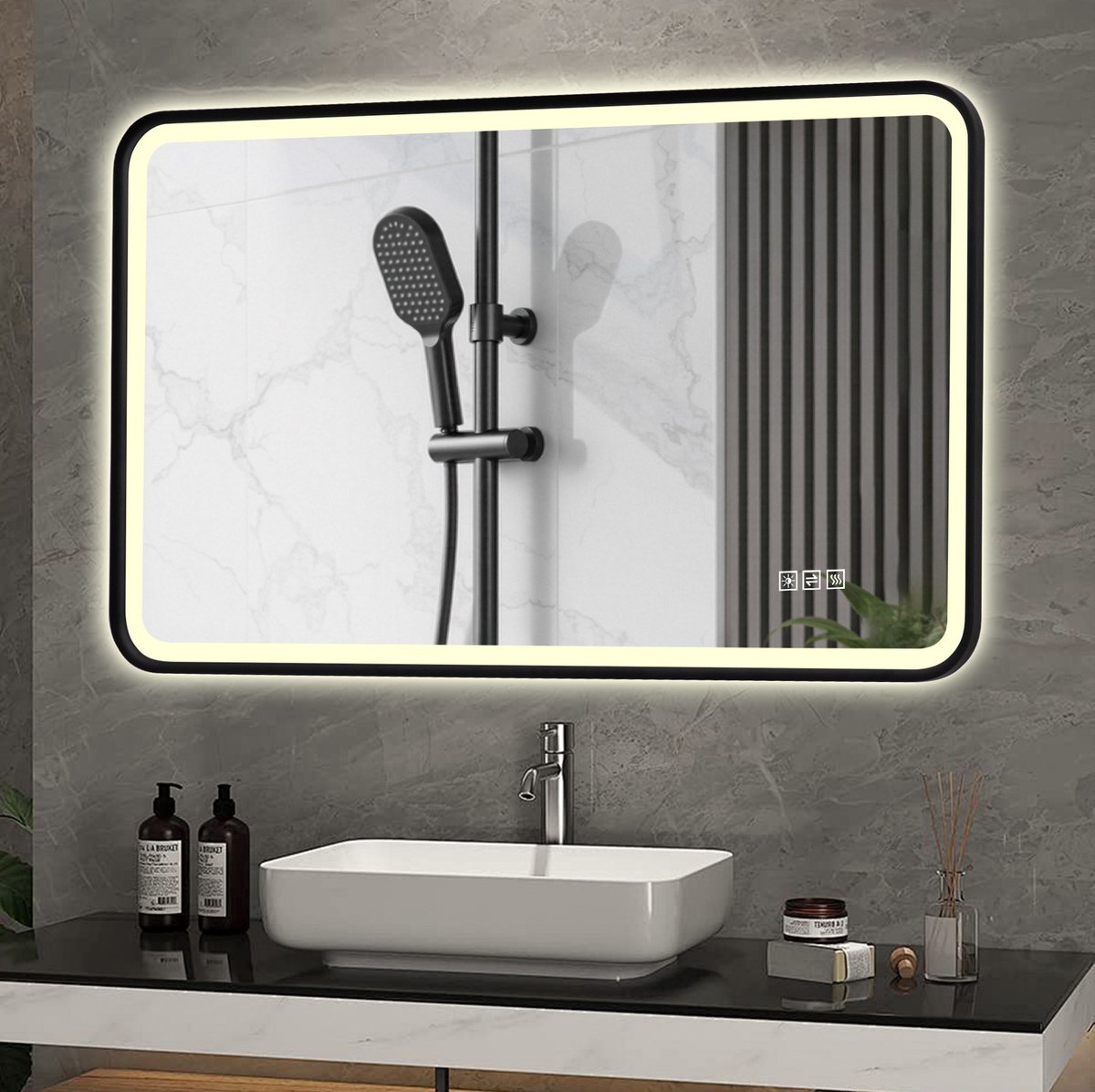 HAUSS SPOLE Spiegel – LED Badkamerspiegel 70x90 Cm – Aluminium En Gehard Glas – Zwart – Wandmontage Met Anti-Condens En Dimbaar Licht