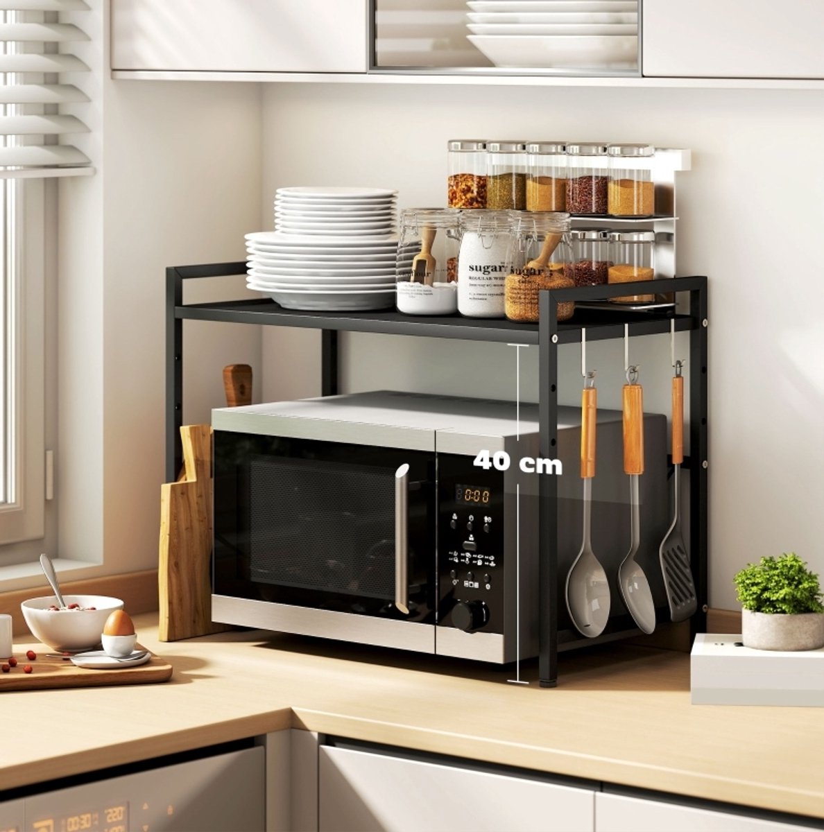 HAUSS SPOLE Etagere – Uitschuifbaar Magnetronrek Met 3 Haken – 39,5-64 x 32 x 47,5 cm – Metaal – Zwart – Keukenblad Organiseren