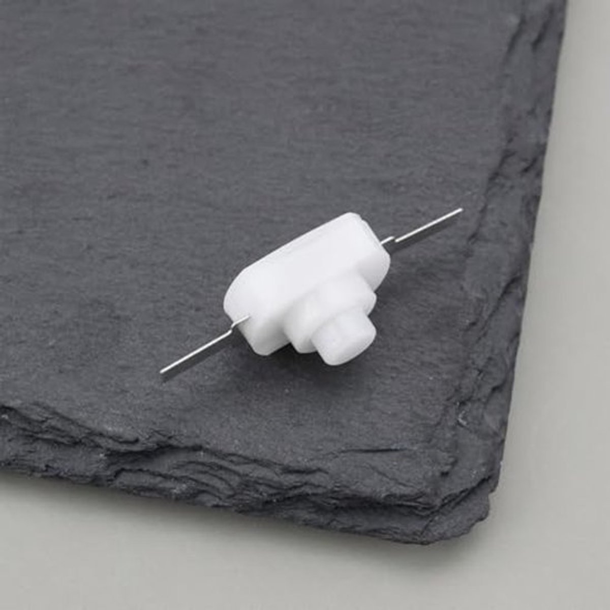 50x 1208YD Zelfvergrendelende Micro Drukknopschakelaar 12 x 8mm Miniatuur Schakelaar DC 30V/1A 2-Pin Wit