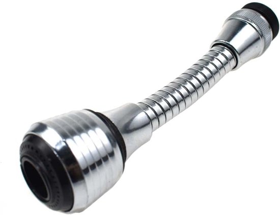 Zilverkleurig, flexibel kraanverlengstuk met verstelbare sproeier en knop aan het einde.
