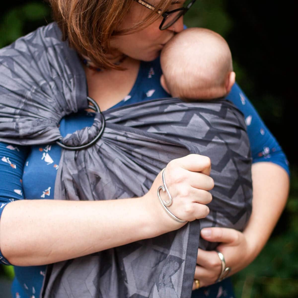 Ring-sling draagdoek - Babydraagdoek draagband - Baby dragen - Diagonaal elastisch katoen - Vanaf 3 kg - Zwart – foto 3
