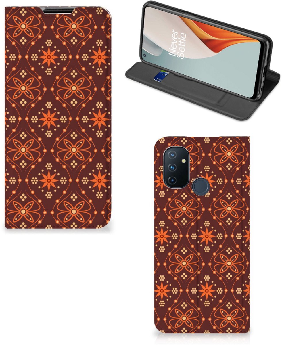 OnePlus Nord N100 Hoesje met Magneet Batik Brown