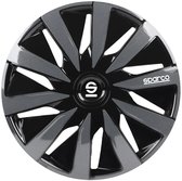 Een 15 inch wieldop met 5 dubbele spaken in zwart en grijs, met een wit Sparco logo in het midden.