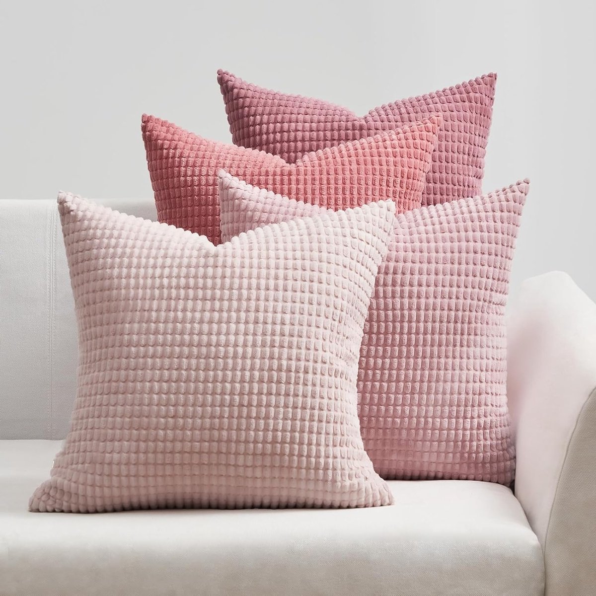 Scandinavische woonkamer kussens, 2 vierkante kussens met dubbelzijdig lint, Cheryl vlak patroon