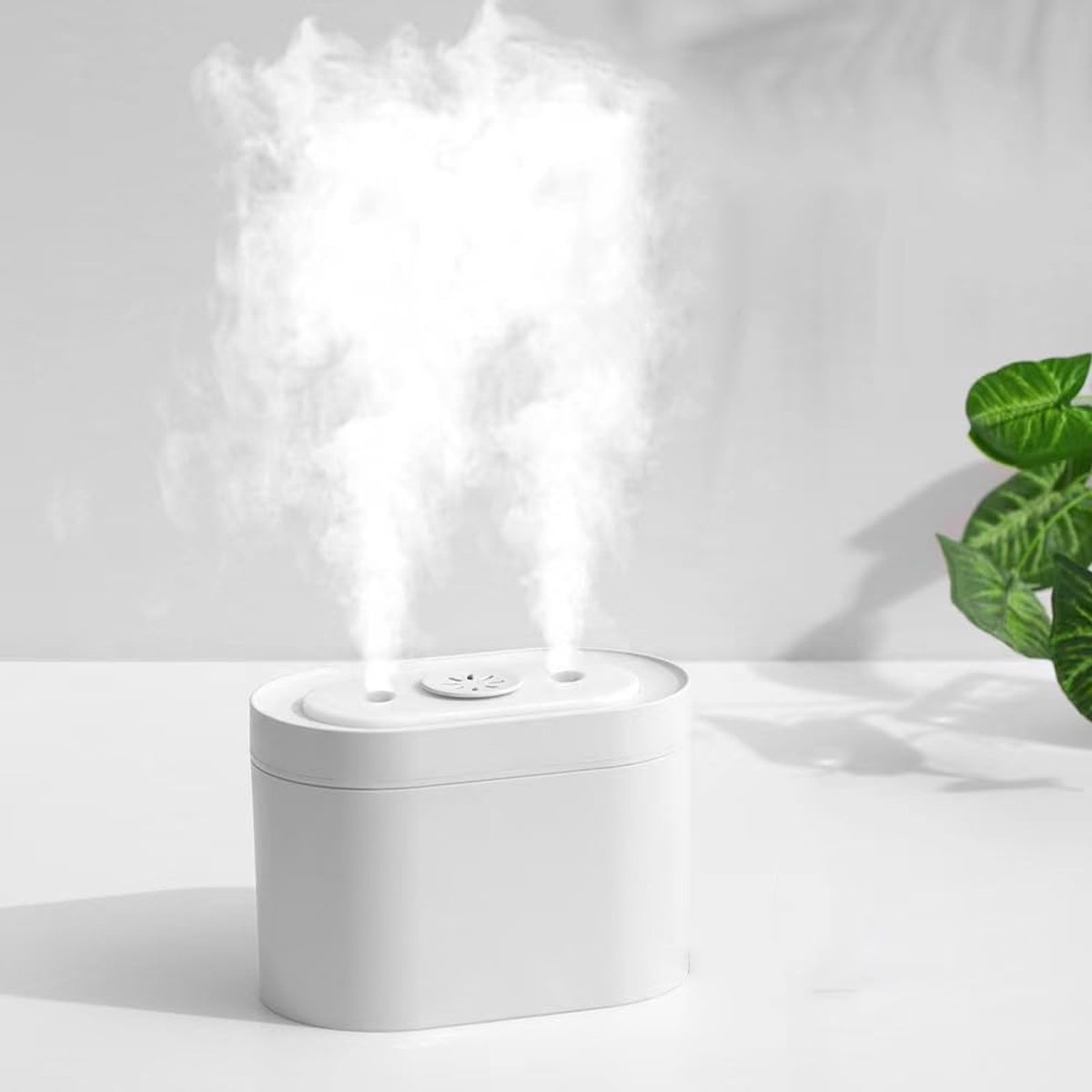 Luchtbevochtiger-Draagbare Mini Luchtbevochtiger - Cool Mist Maker met Warm Nachtlampje - Aroma Diffuser voor Slaapkamer en Kantoor - Fluisterstil en Anti-Condens - Luchtbevochtiger voor Planten en Babykamer - Wit — cadeau in Wonen & Interieur - foto 2