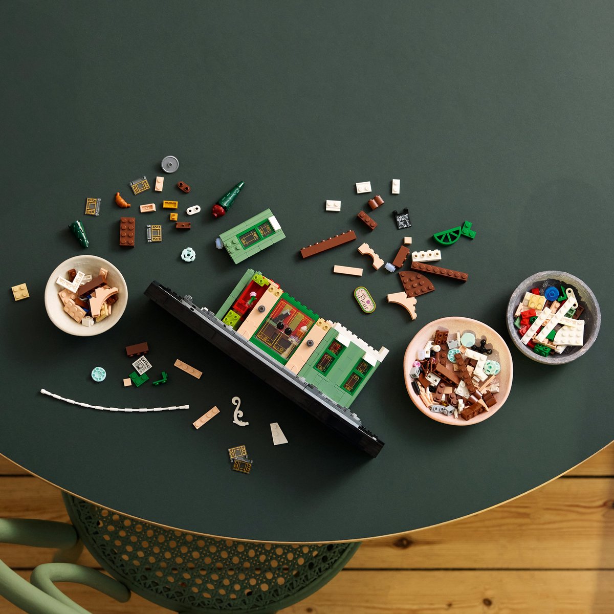 LEGO® Icons Frans café - Parijse decoratie - 10362 — afbeelding 5