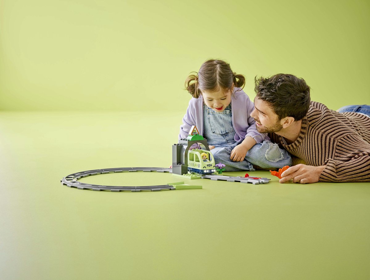 LEGO DUPLO - Stad Treintunnel en rails uitbreidingsset - 10425 — afbeelding 7