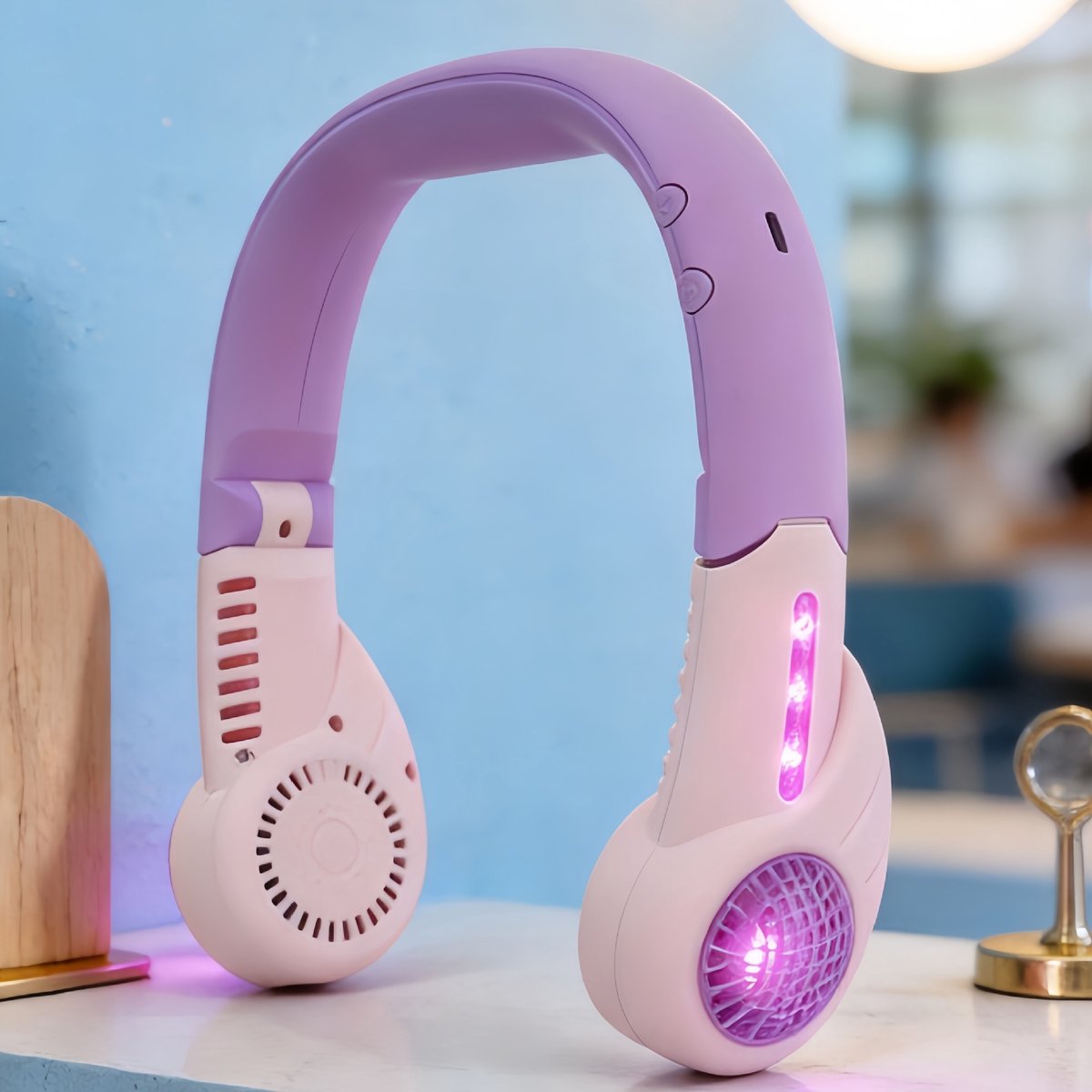 Ulisem - Nekventilator - 1200mAh oplaadbaar - 3 snelheden - Met ledlichtje - Bladloos ontwerp - Type-C - Lichtgewicht en draagbaar - Voor sport en buiten - 19.5x21x6 cm - Paarsroze