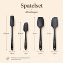 Quatre spatules noires en silicone de différentes tailles, avec les dimensions indiquées en centimètres.